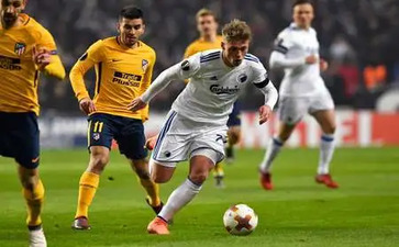 国家网信办：网络游戏、网络直播等网络服务提供者不得向未成年人提供与其民事行为能力不符的付费服务